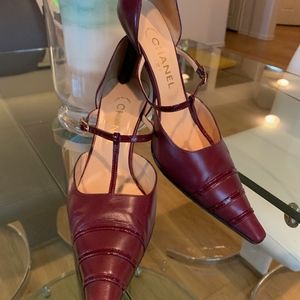 Chanel Burgundy Cap Toe Point Bow Mules/Slide